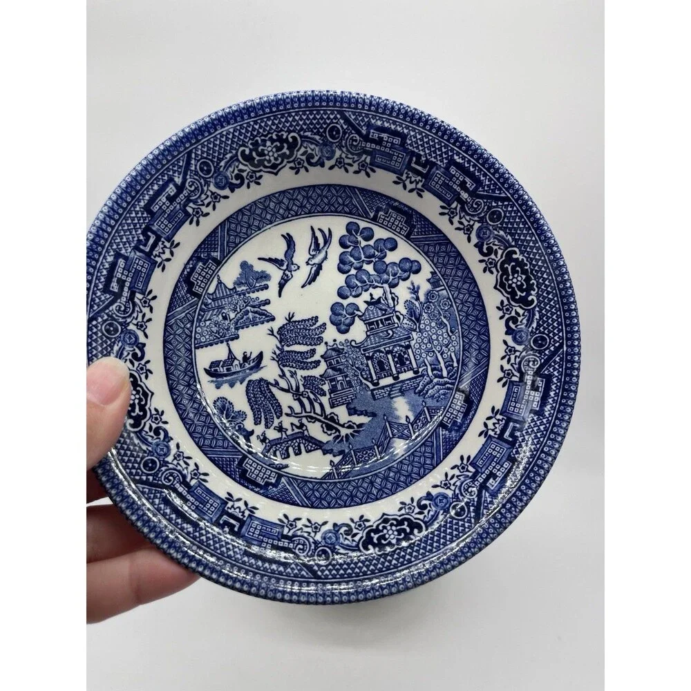 Set 8 Churchill Blue Willow Cereal / Dessert / Berry Bowls 6” England